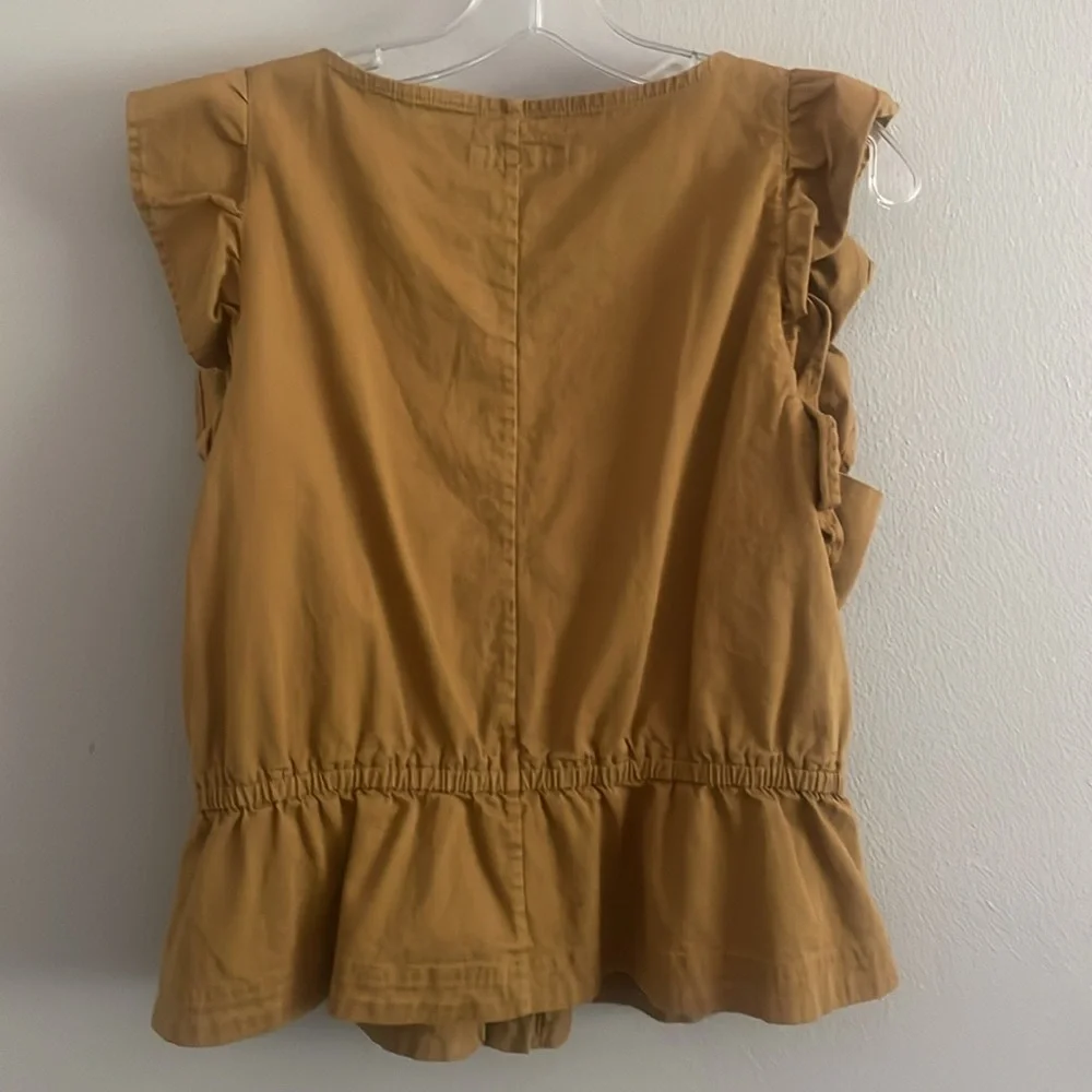 Free Assembly Flutter Sleeve Top Size Large - Picture 7 of 9